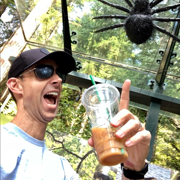 Meet your Posher, Jason! - Picture 3 of 10